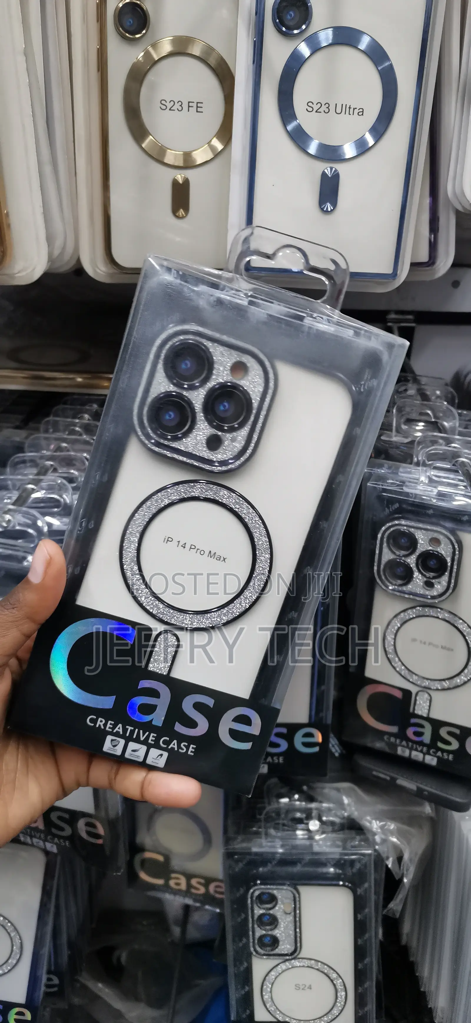 iPhone 14 Pro Max Diamond-Studded Aesthetic Cover