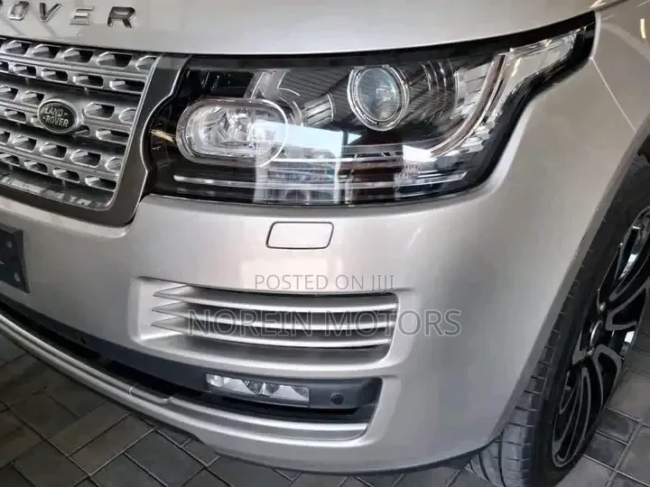 Land Rover Range Rover Vogue 2019 Silver