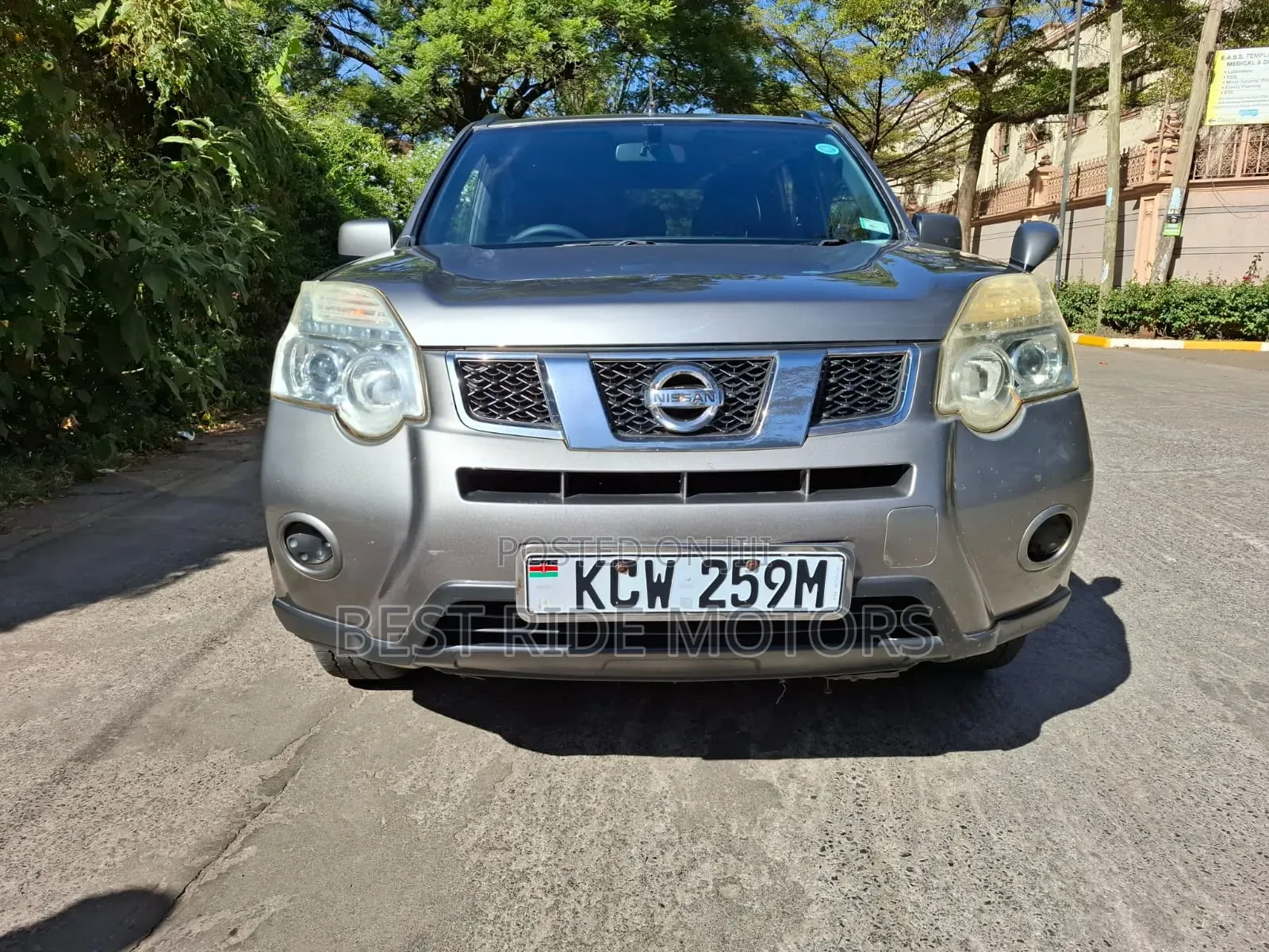 Nissan X-Trail 2012 Gray