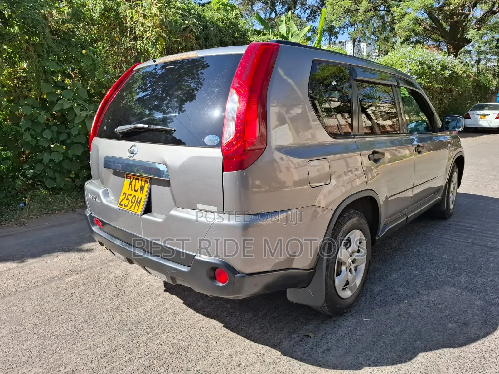 Nissan X-Trail 2012 Gray
