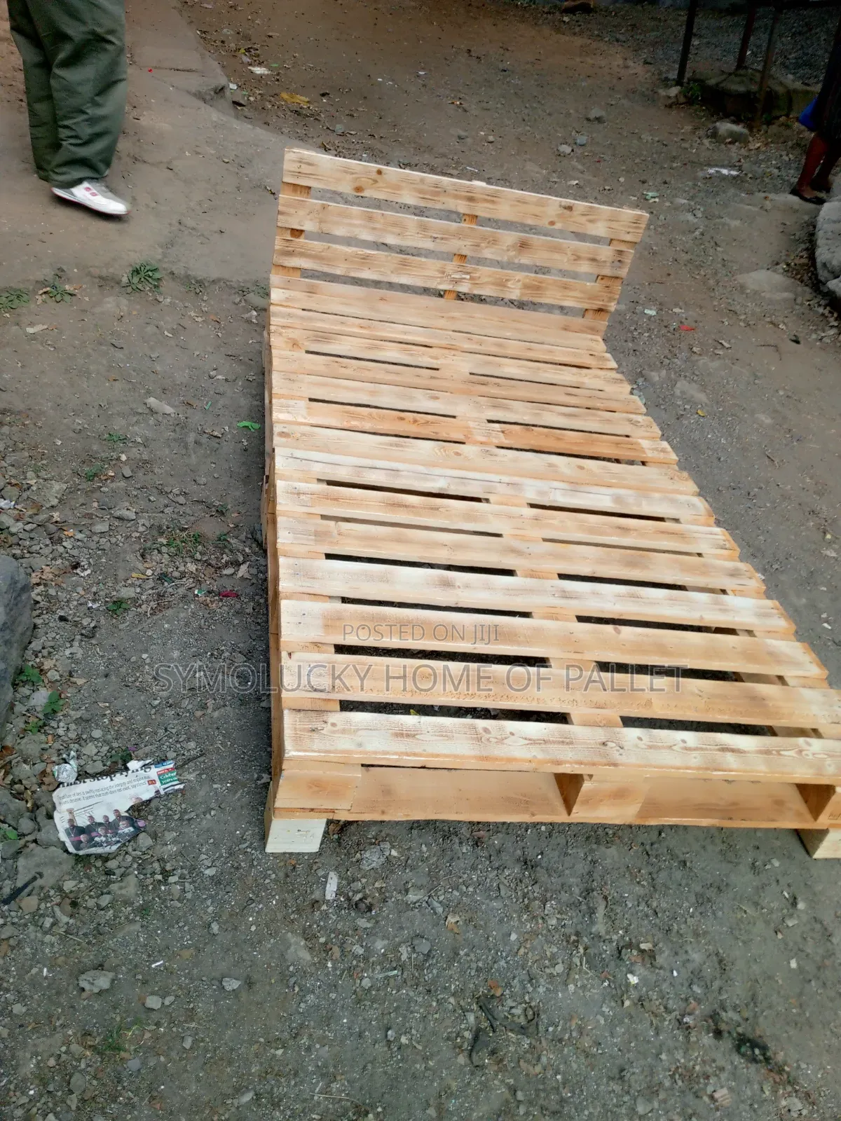 Blazed 4*6 Pallet Bed_pine Raised Stand Detachable Bed
