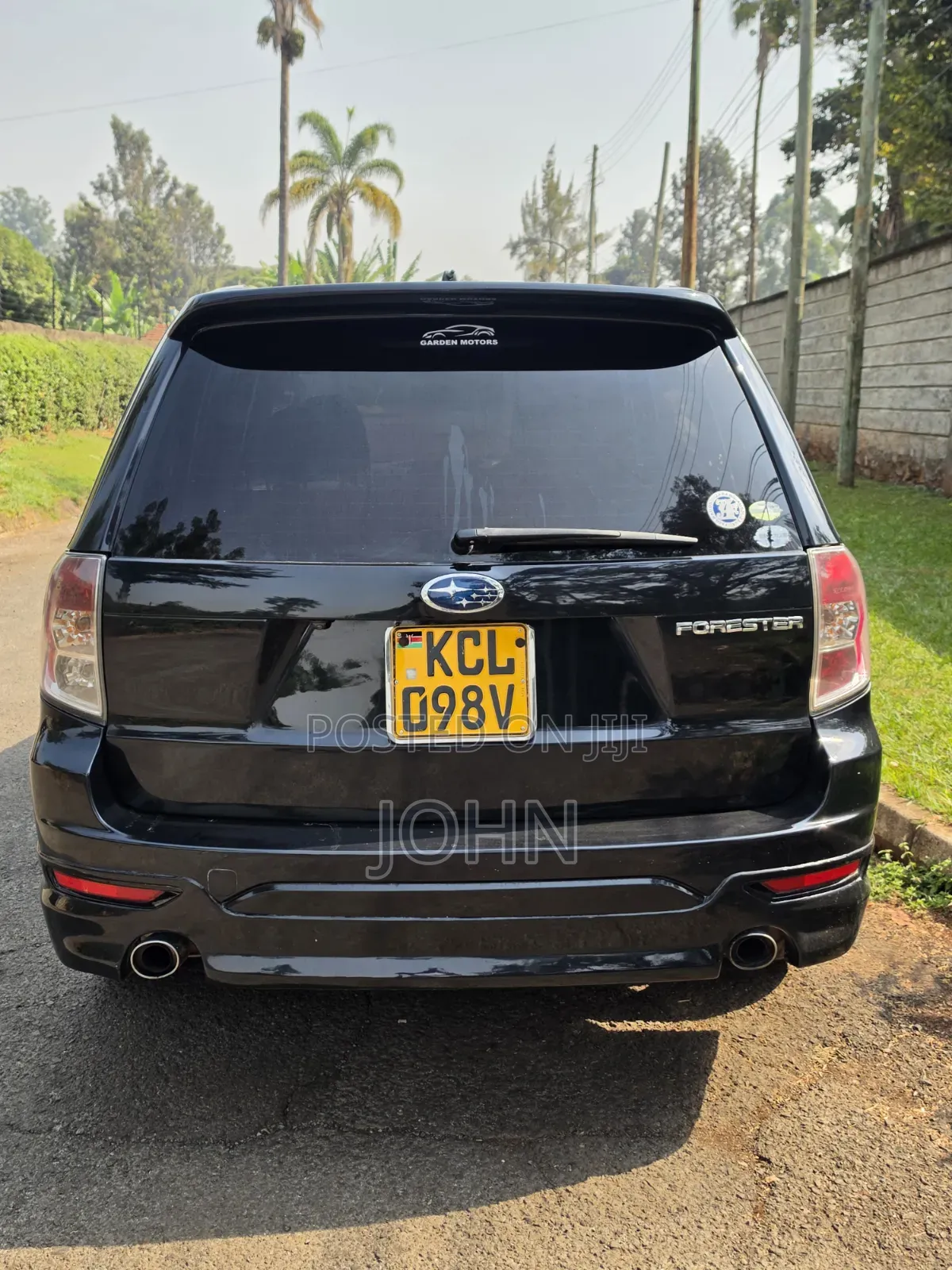 Subaru Forester 2010 Black