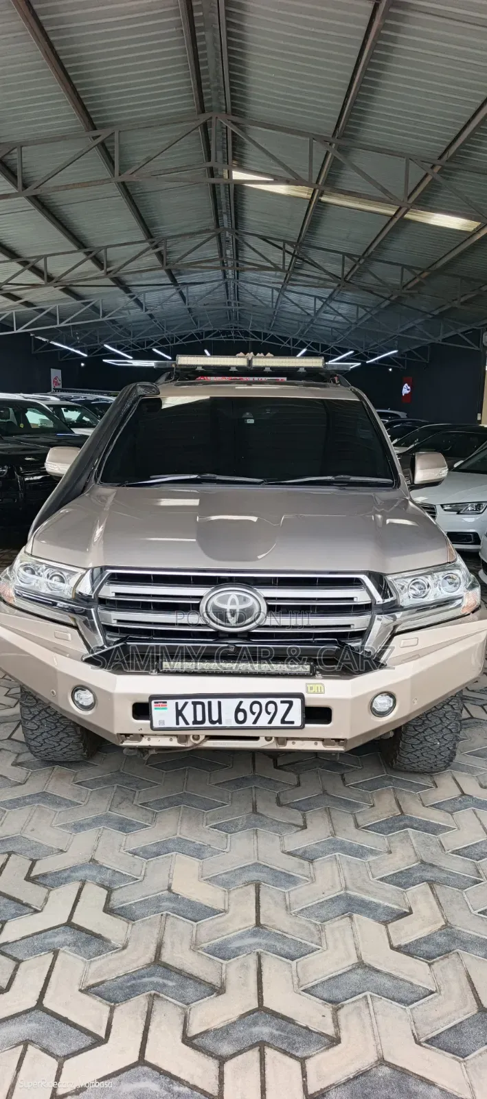 Toyota Land Cruiser 2017 Gold
