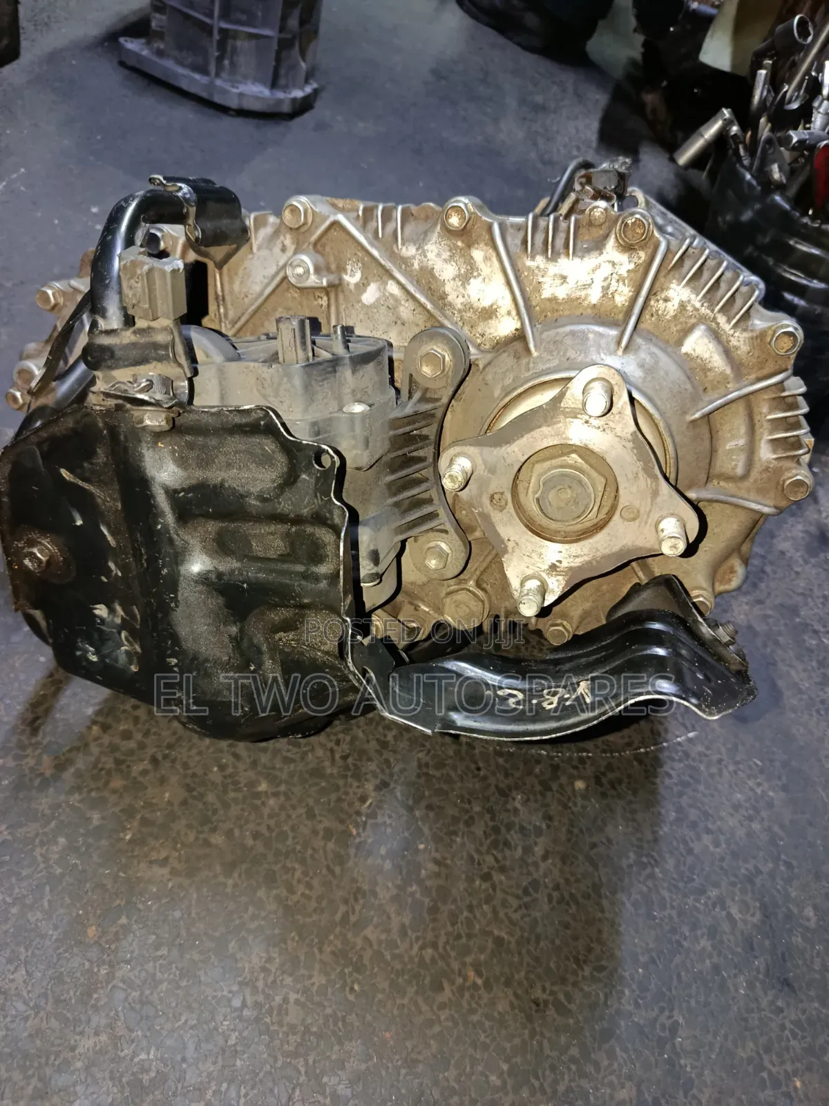 Toyota V8 200 Series Transfer