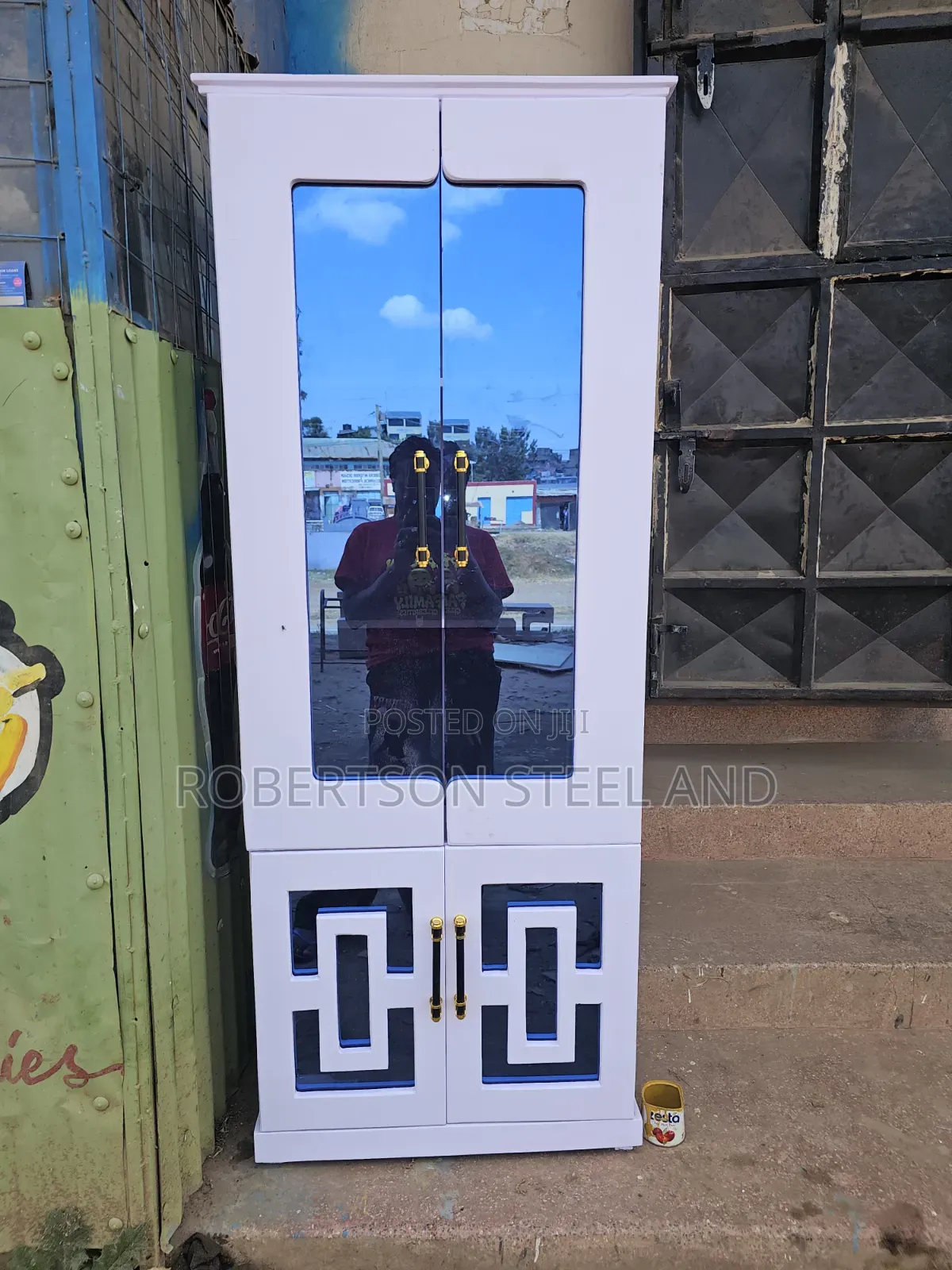 Kithen Cabinet