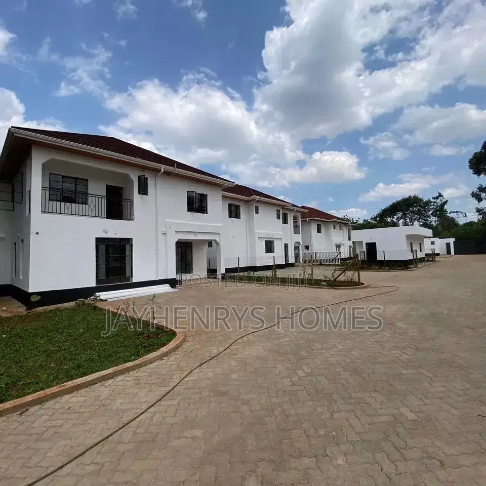 5bdrm House in Muthaiga North for rent