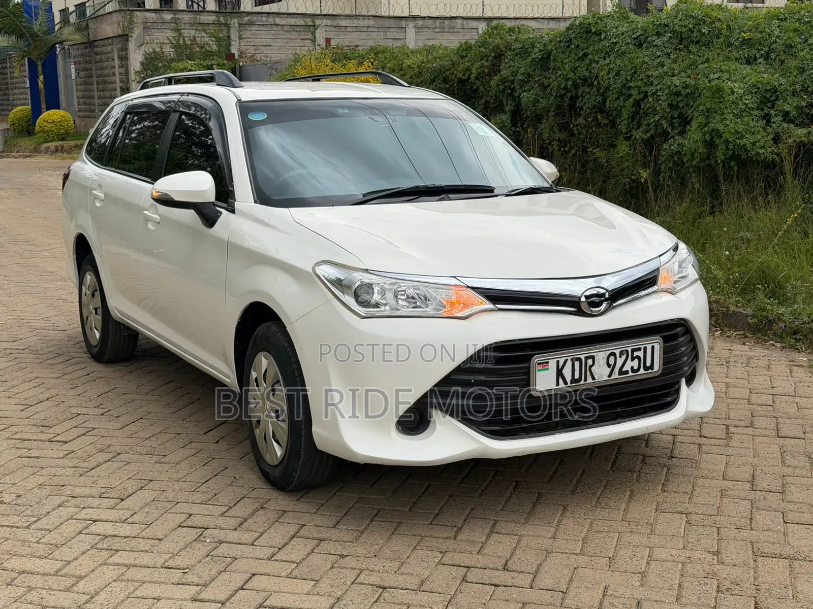 Toyota Corolla Fielder 2017 White