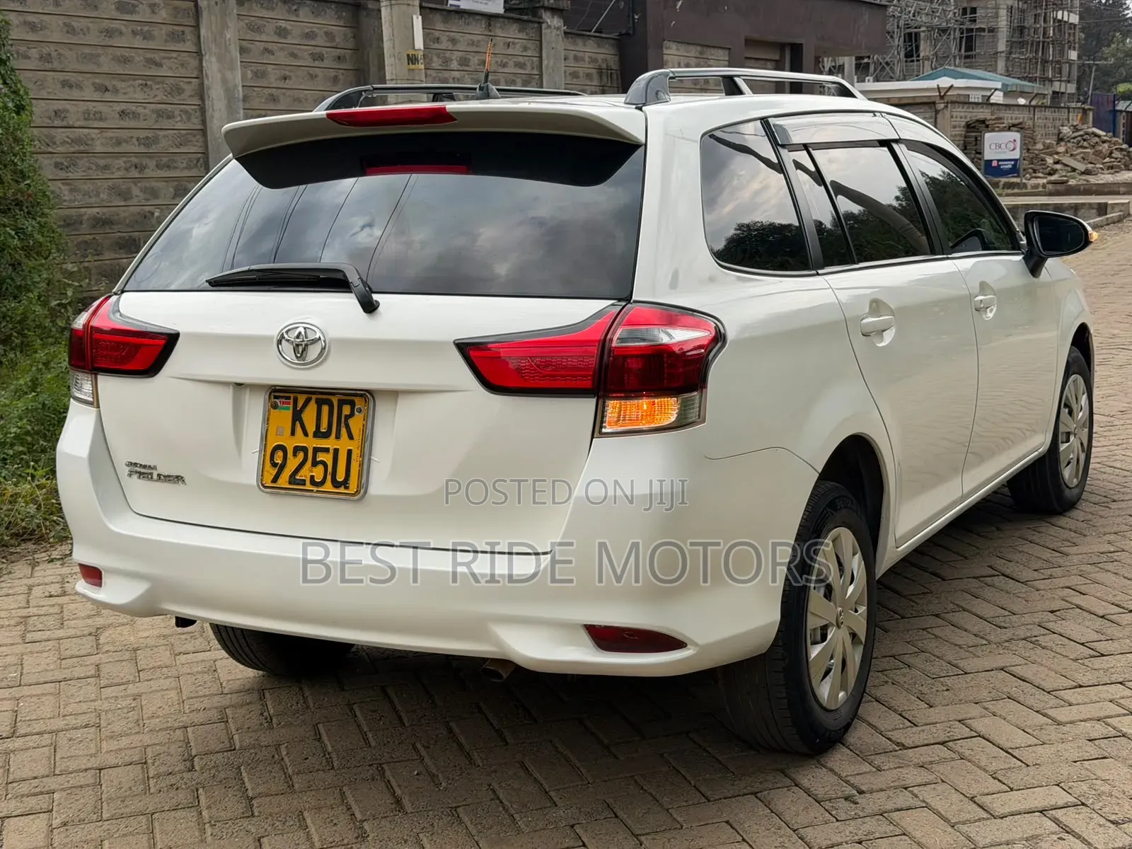 Toyota Corolla Fielder 2017 White