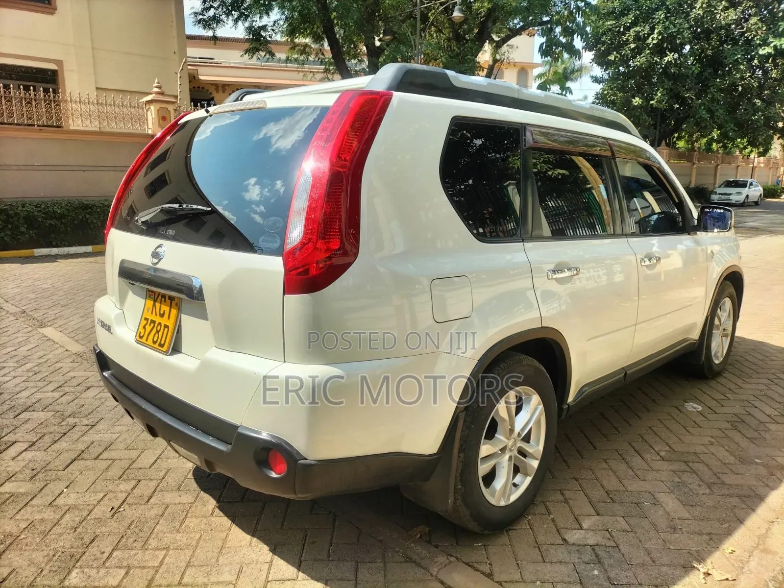 Nissan X-Trail 2012 Pearl