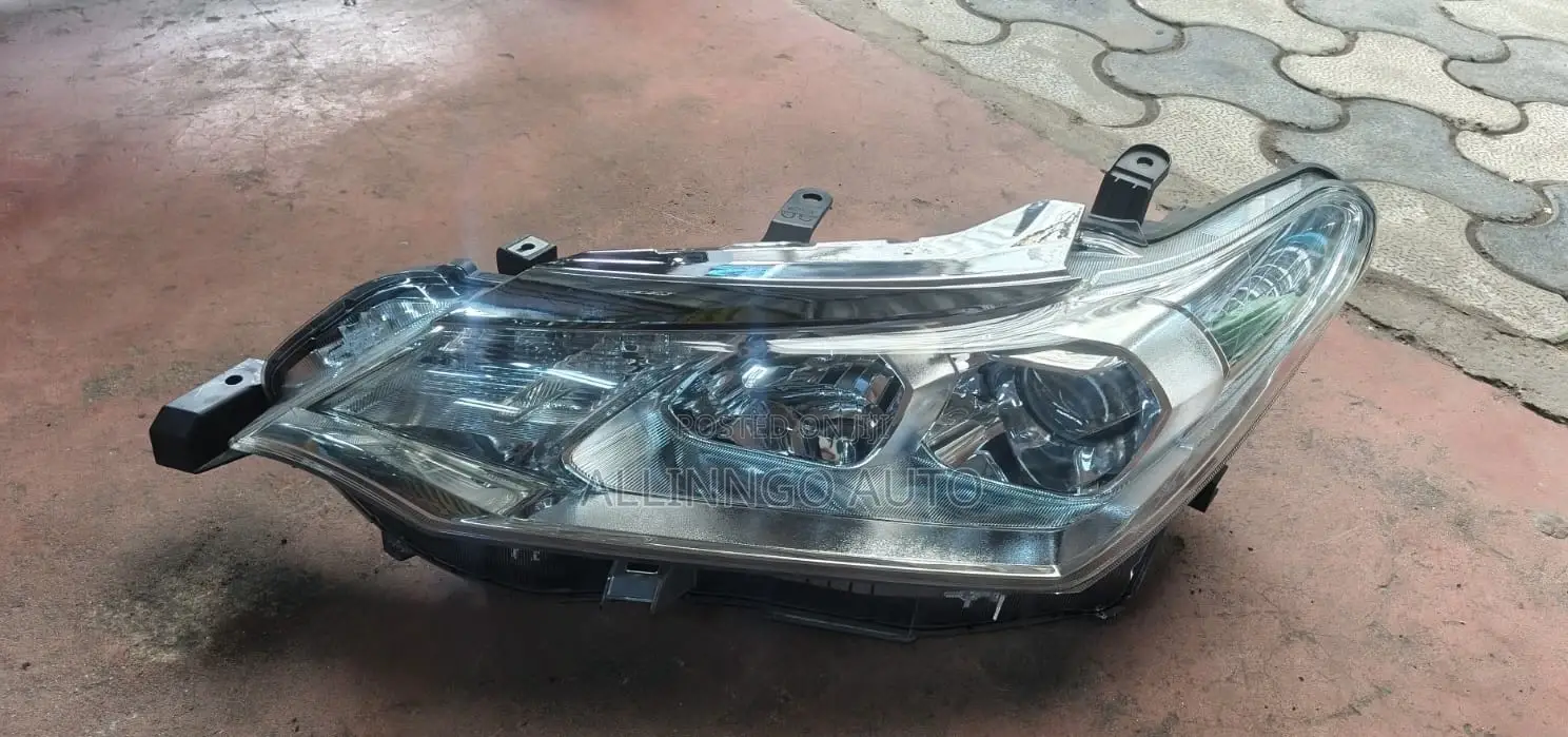 Toyota Axio /Fielder 165 Headlight