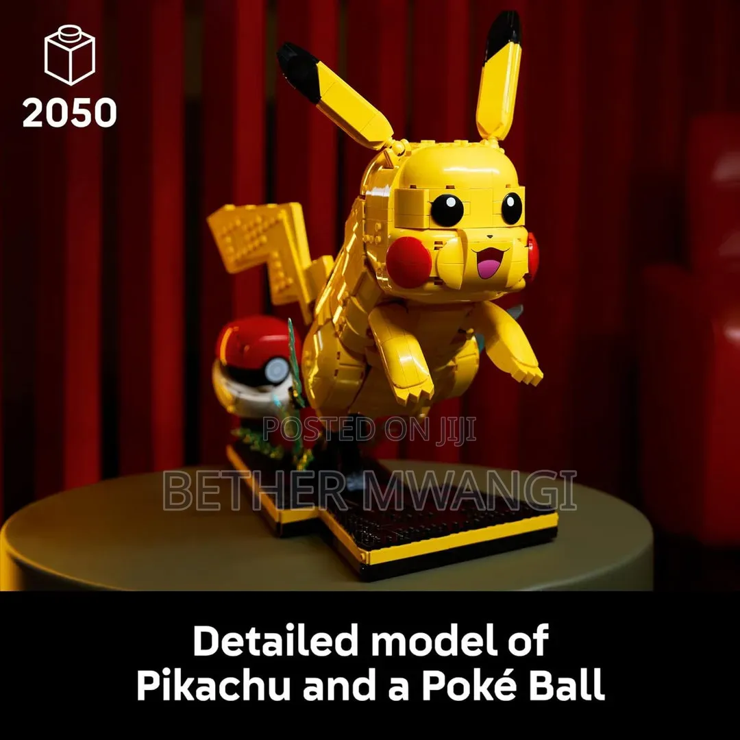 Lego Pokémontm Pikachu and Poké Ball