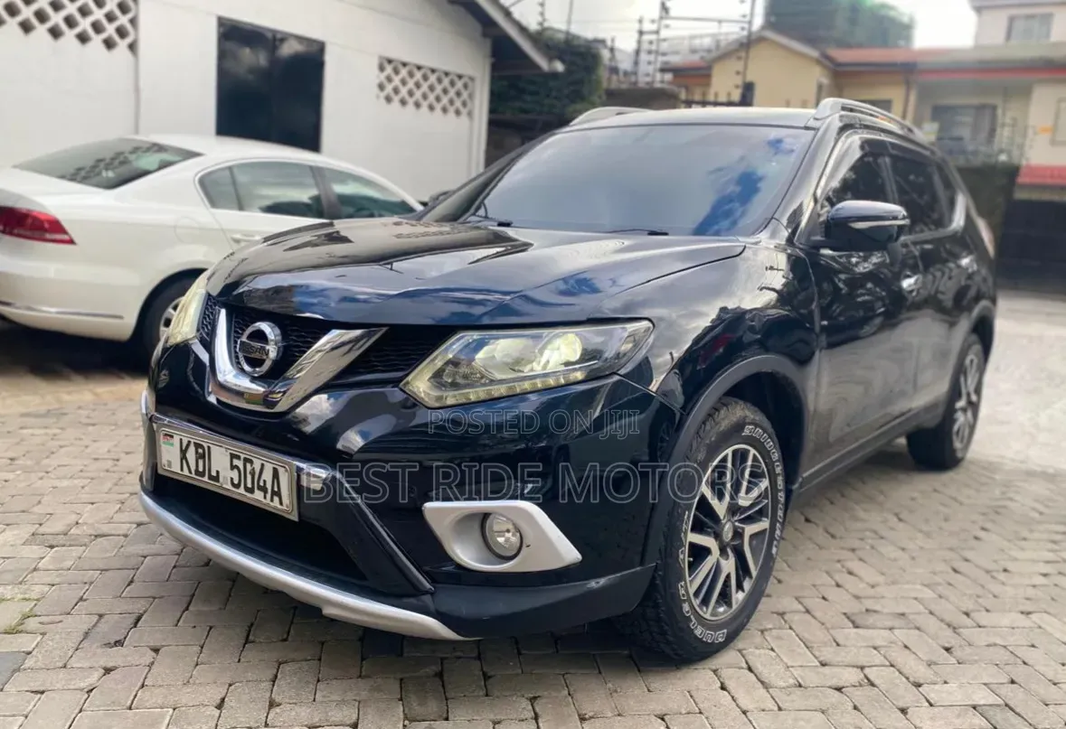 Nissan X-Trail 2.0 Petrol AWD 2014 Black