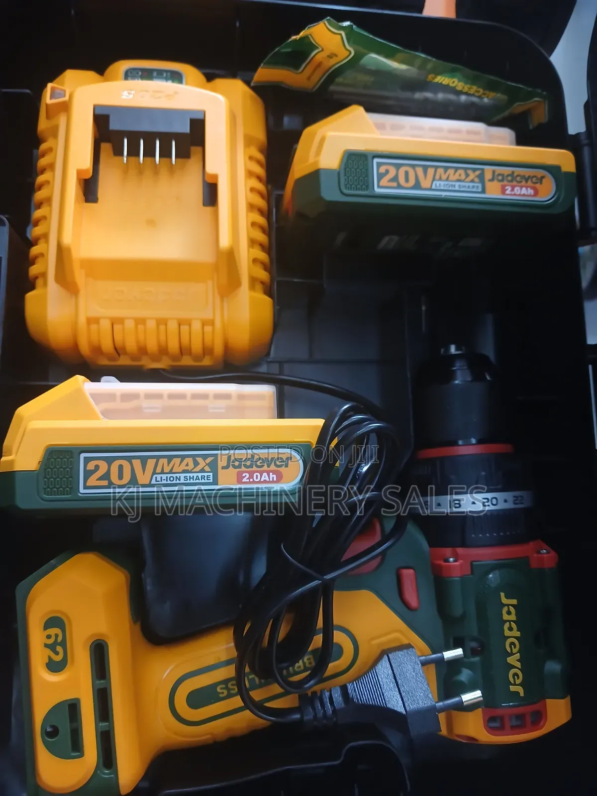 Ingco 20v Brushless Cordless Drill Driver Kit – 2 Batteries Charger