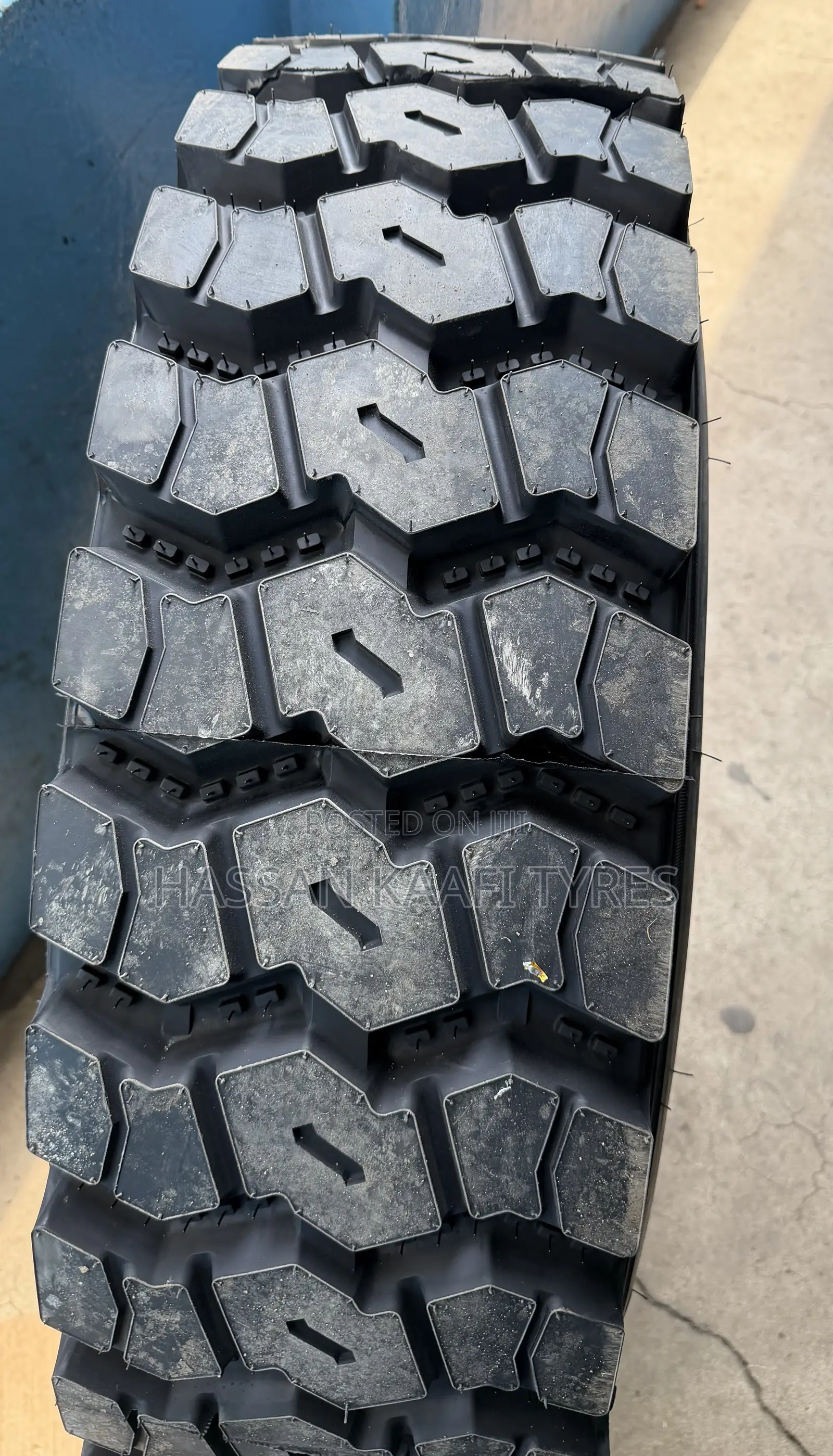 315/80r22.5 Linglong Tyre Diff