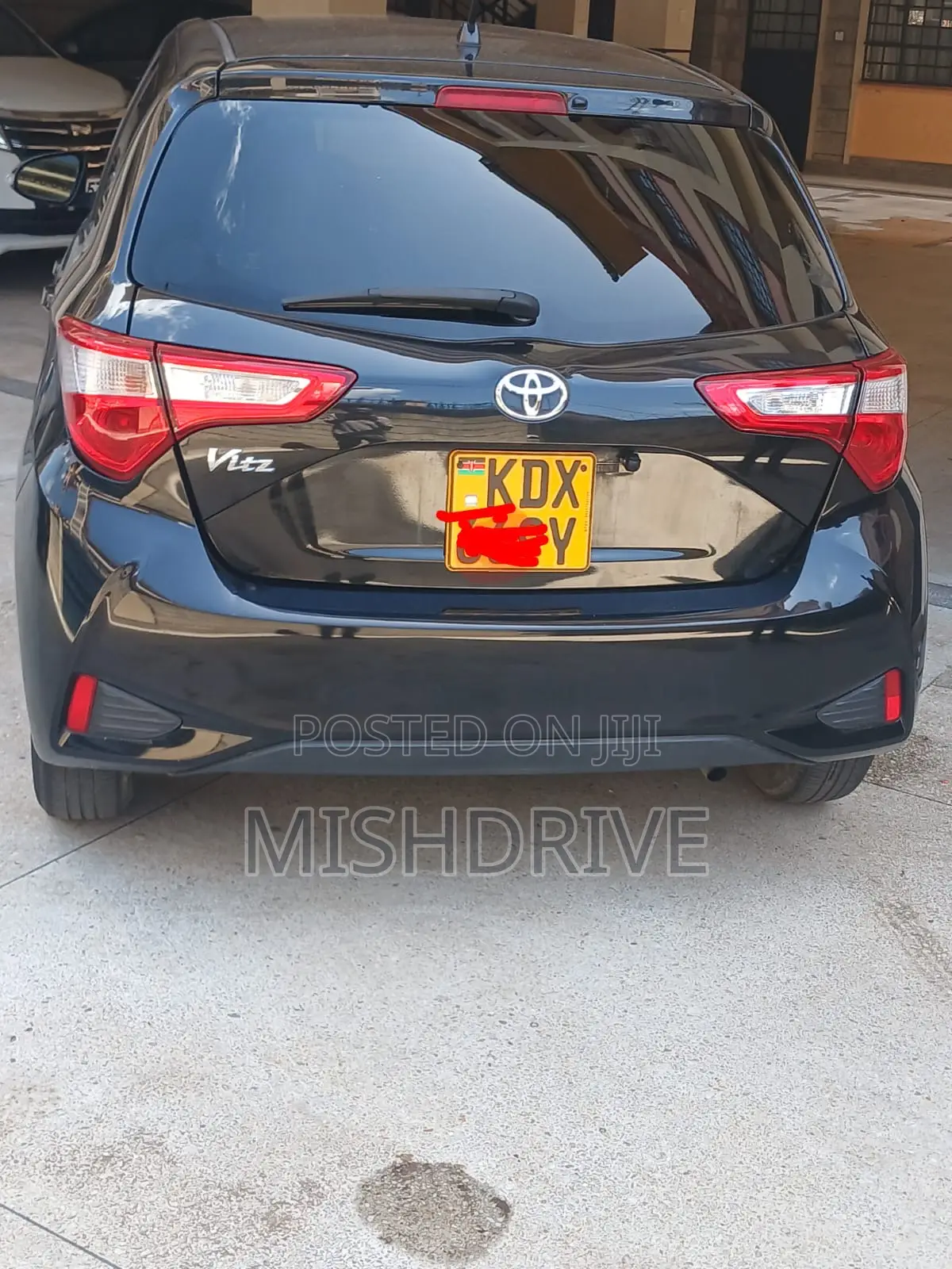 Toyota Vitz 1.0 FWD 5dr 2019 Black