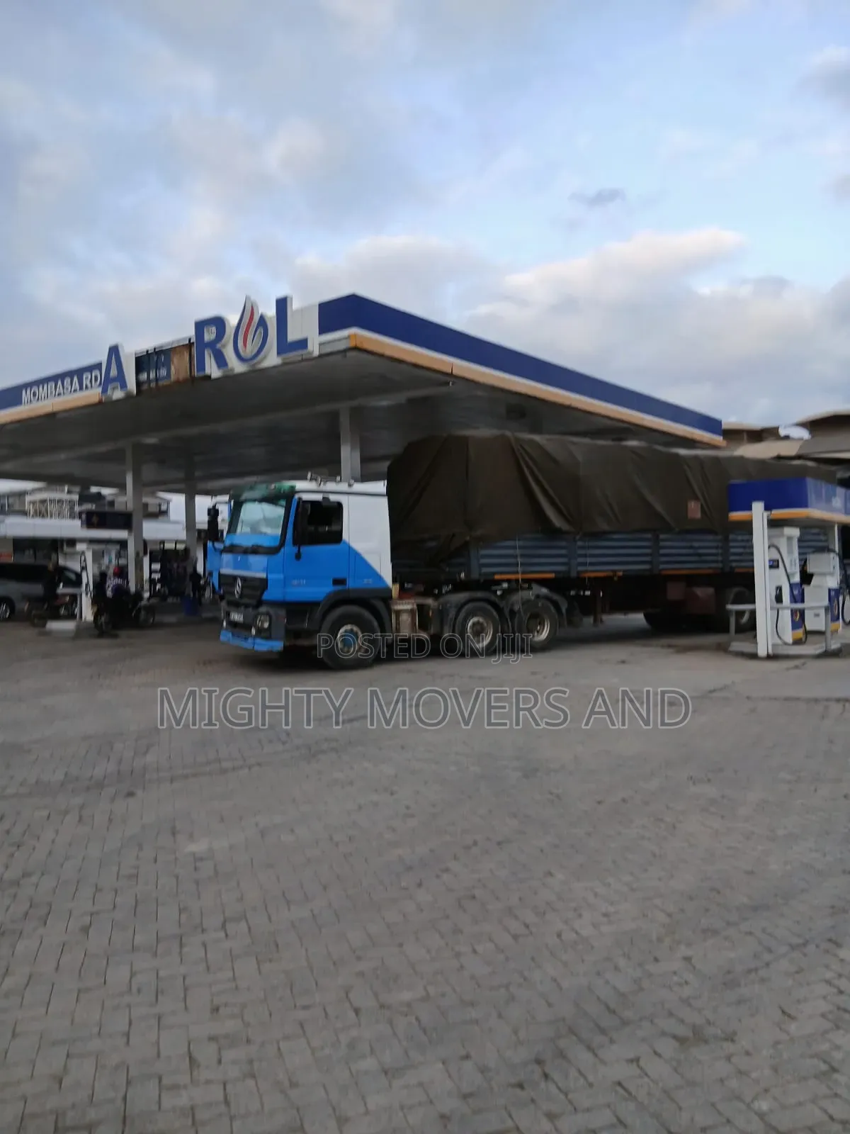 Semi Trailer Available For. Goods Delivery