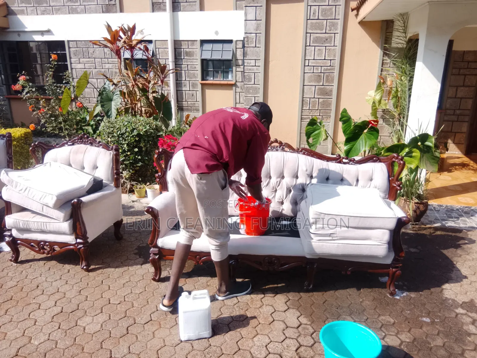 Experienced Sofa and Carpet Cleaning Services