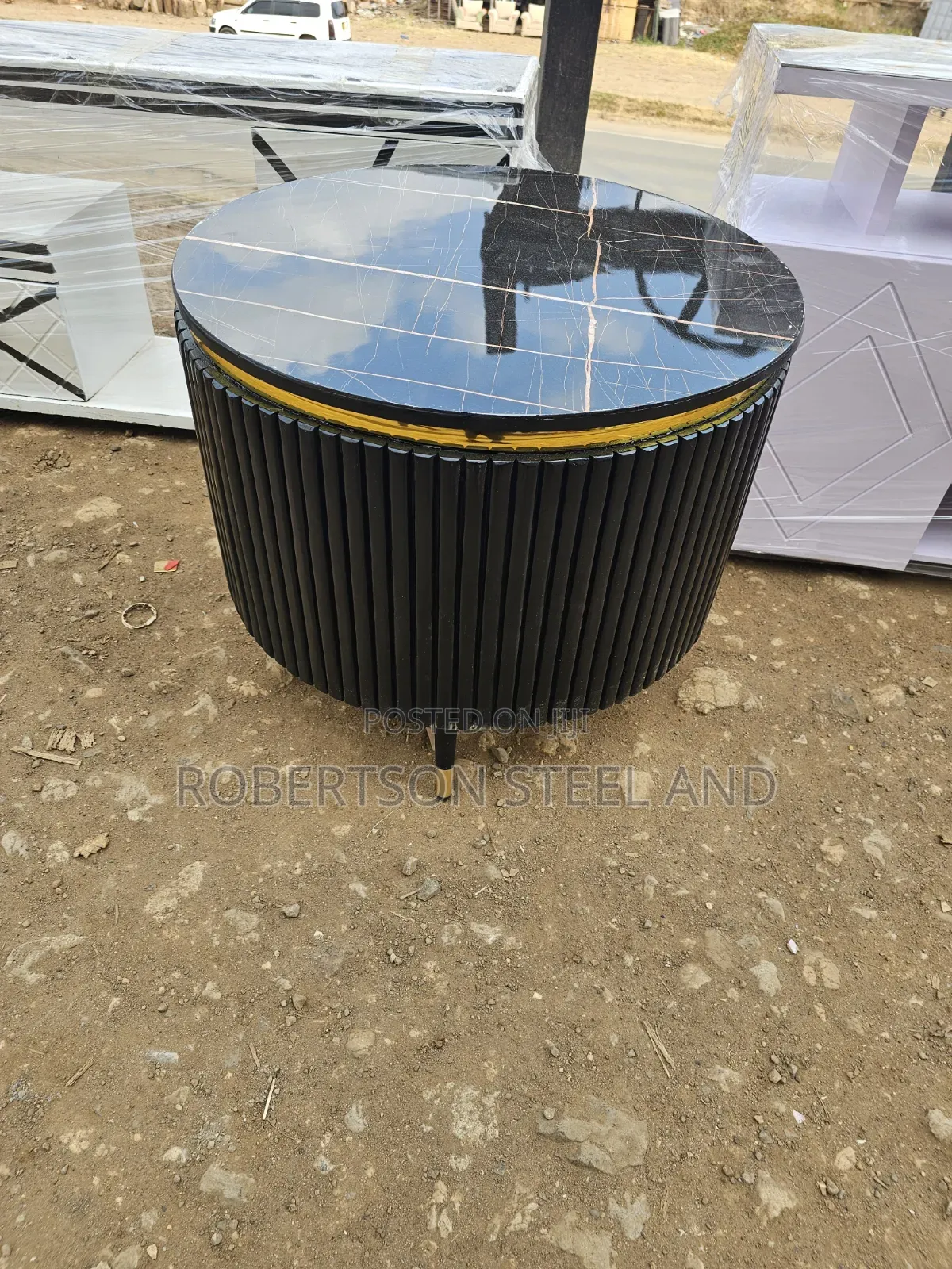 Single Nest Table