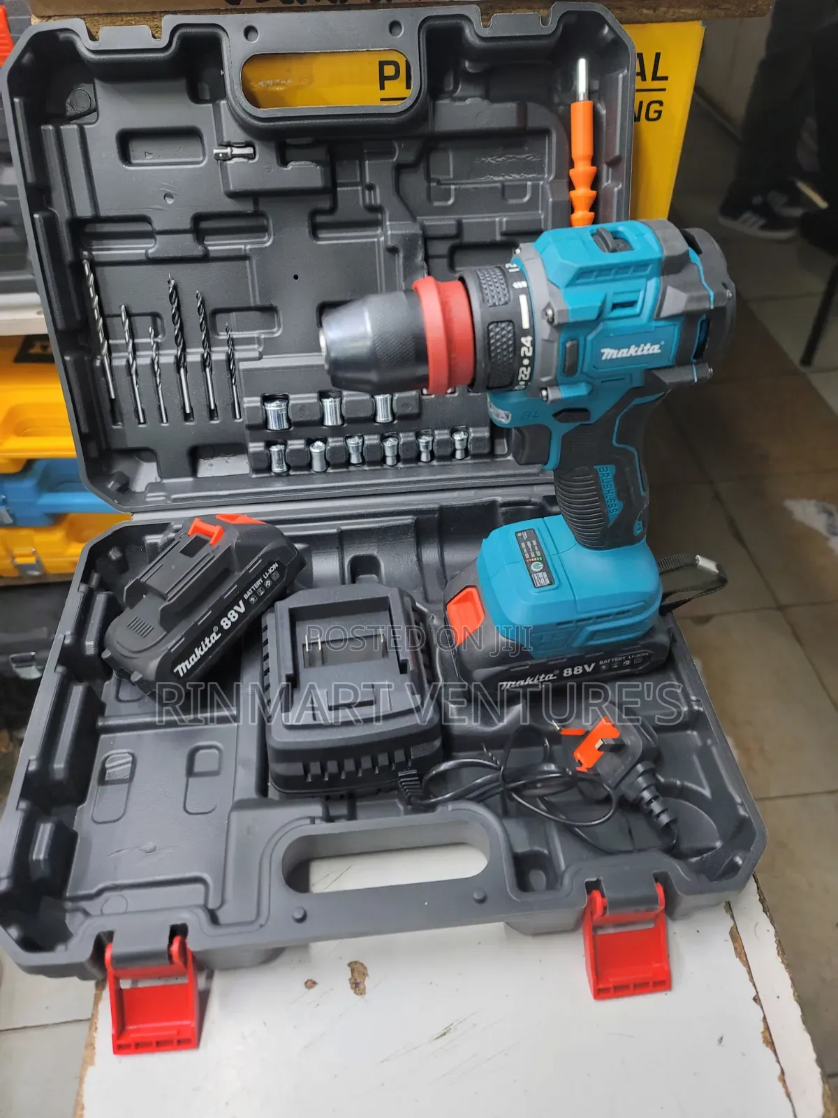Makita Brushless Cordless Drill 88v /Makita Brushless 88v