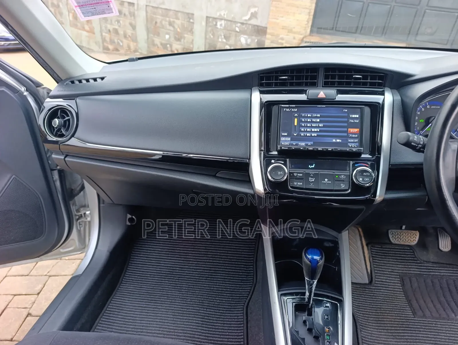Toyota Corolla Fielder 2019 Silver