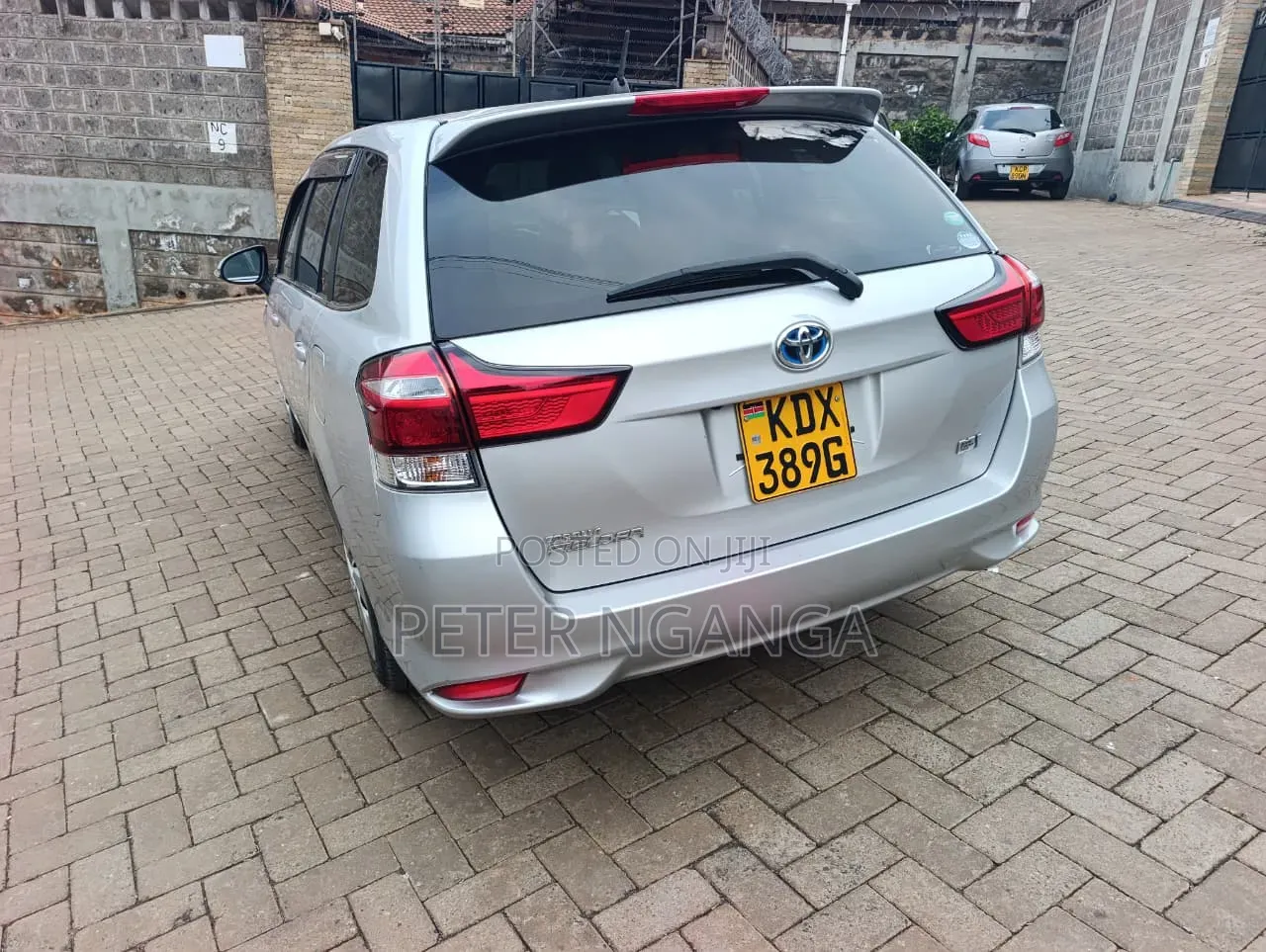 Toyota Corolla Fielder 2019 Silver