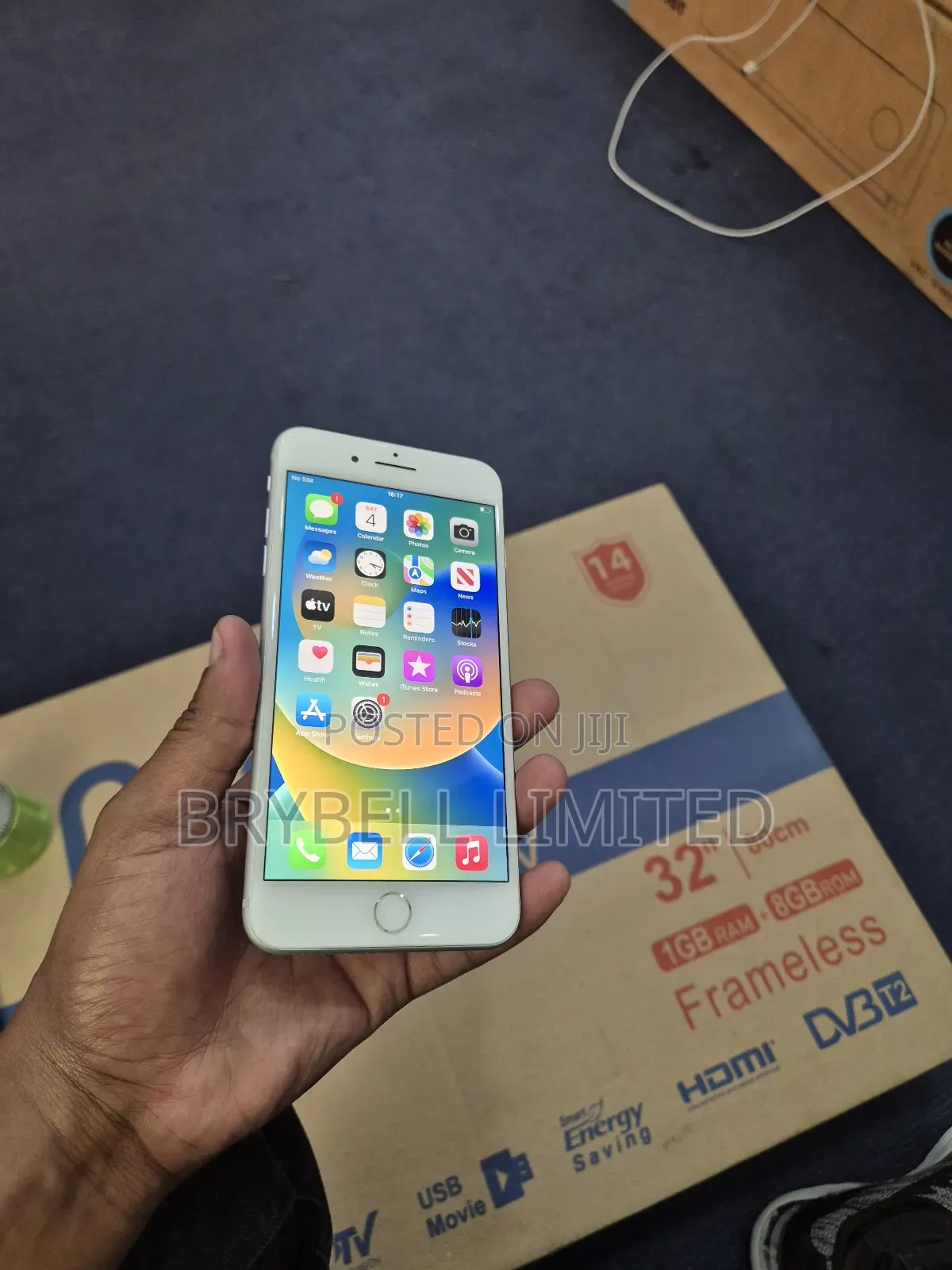 Apple iPhone 8 Plus 64 GB White