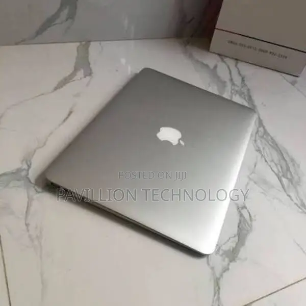 Laptop Apple MacBook Air 2013 4GB Intel Core i5 SSD 128GB