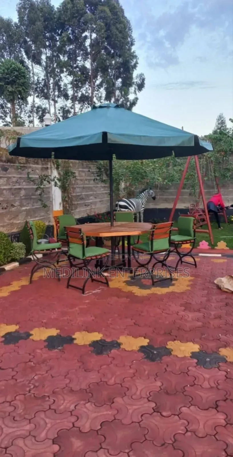 6-Chairs +Octavia Table+Parasol Legs and a PVC Cover