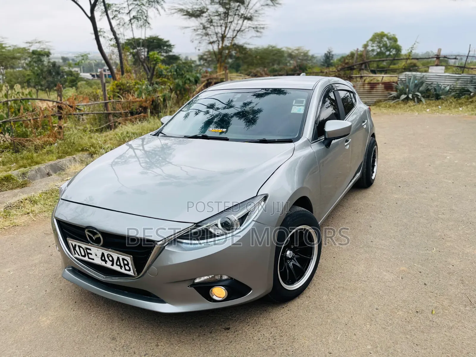 Mazda Axela SV Premium 2014 Silver