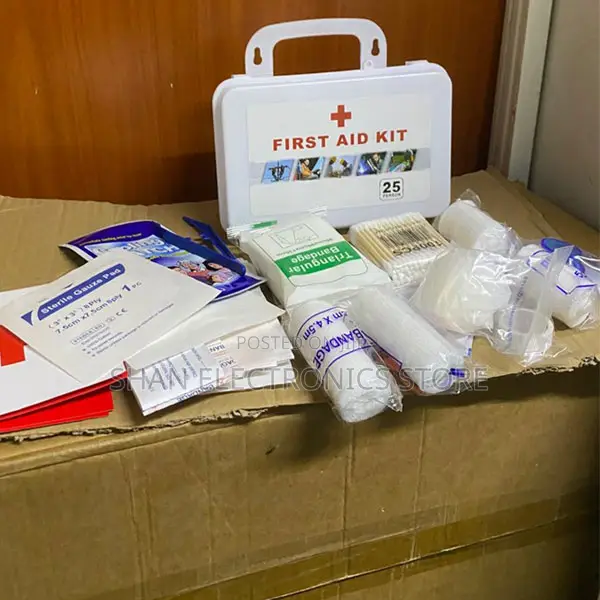 Highly Visible Emergencies —Compact 75-Piece Family First Aid Kit
