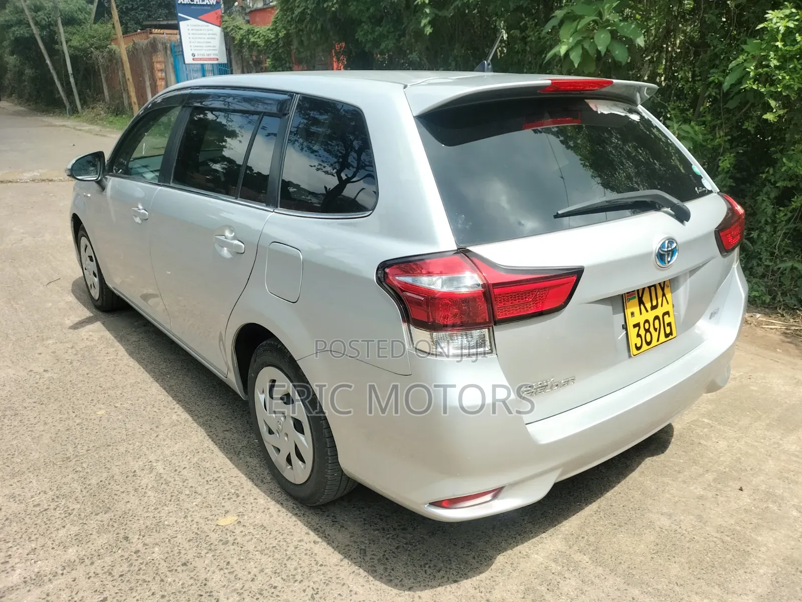 Toyota Corolla Fielder 2019 Silver