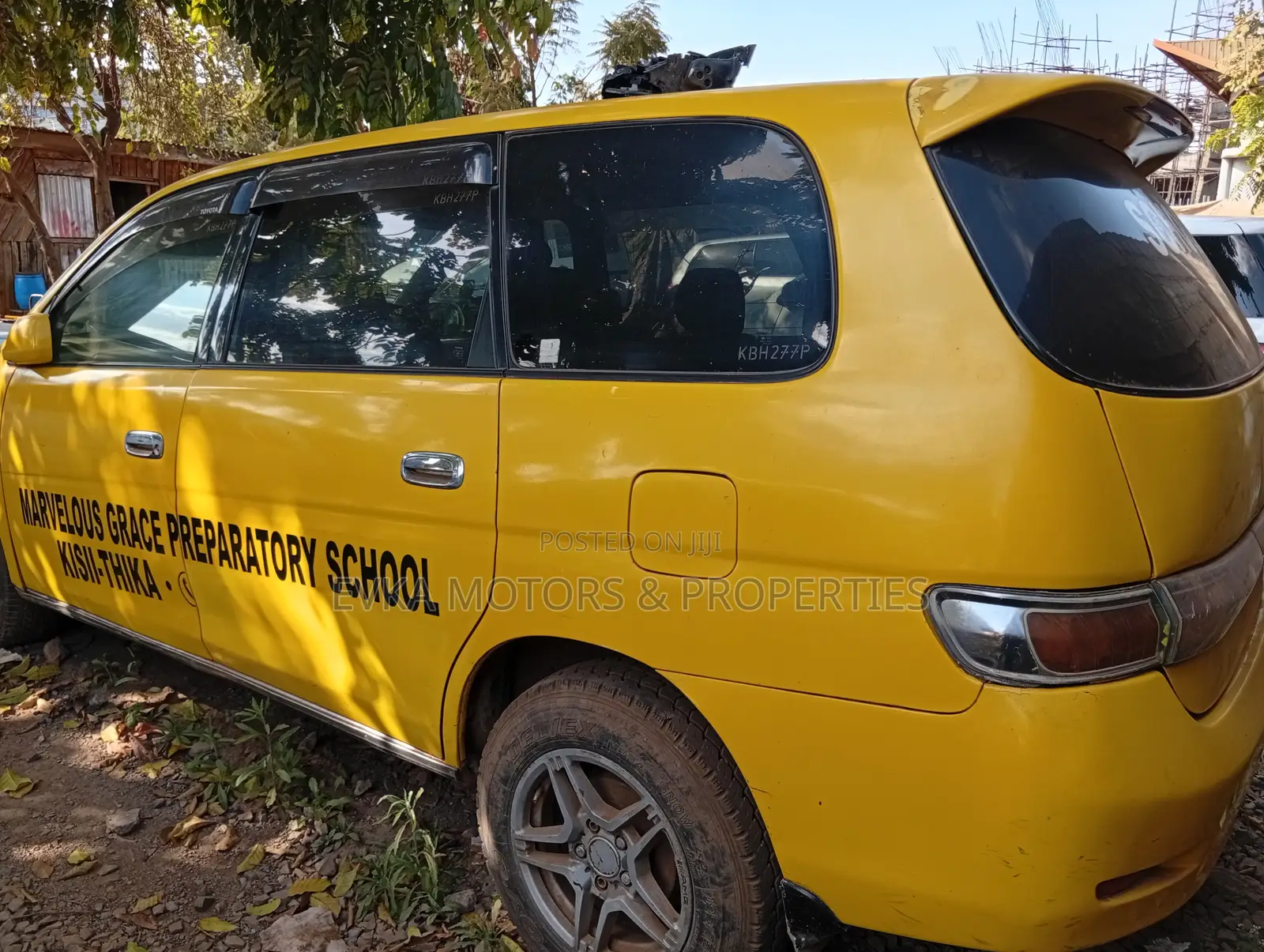 Toyota Gaia 2003 Yellow