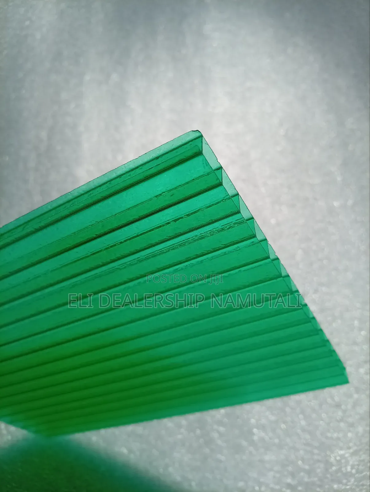 Long-Lasting Green Multiwall Polycarbonate Sheet for Outdoor Roofing