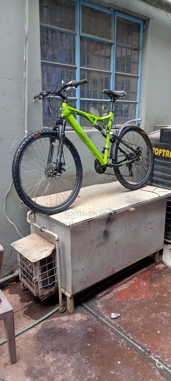 Ex Uk Size 26 Aluminum Mountain Bike, Dual Suspension,Disc Brakes