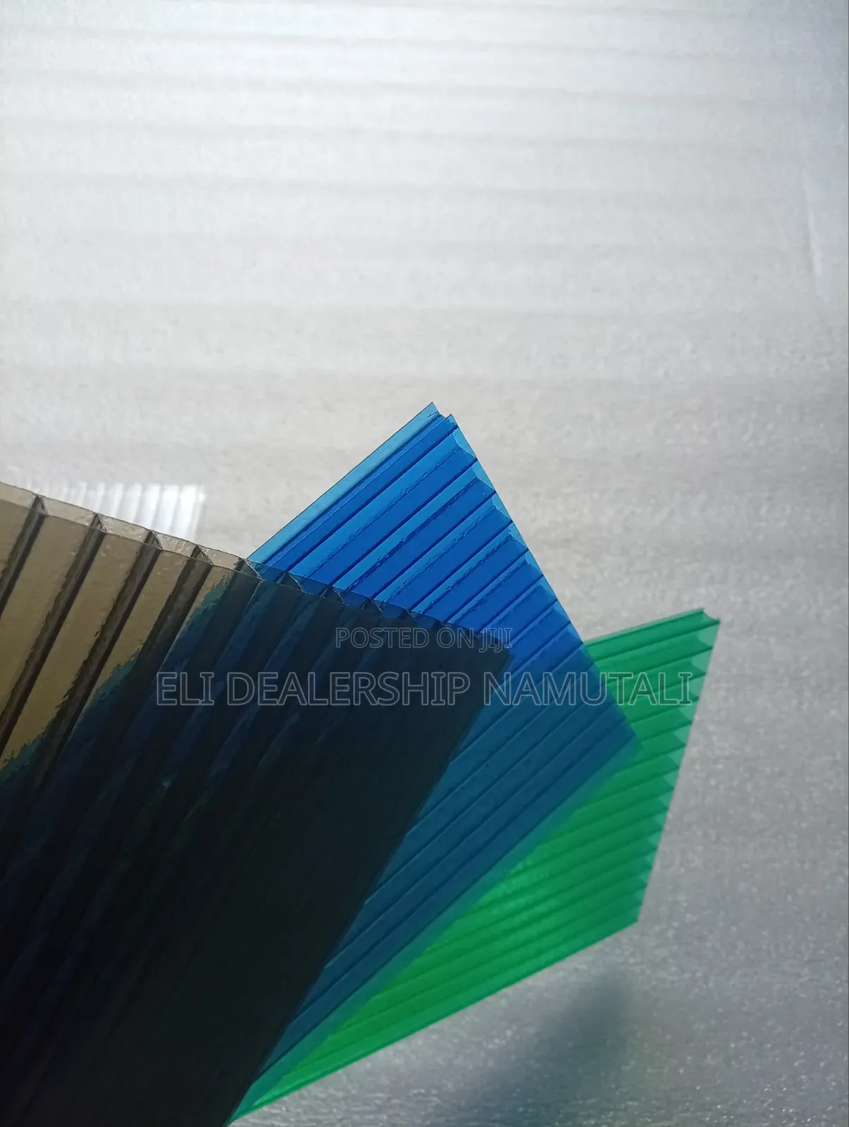 Uv-Protected Hollow Polycarbonate Sheet for Greenhouses Roofing