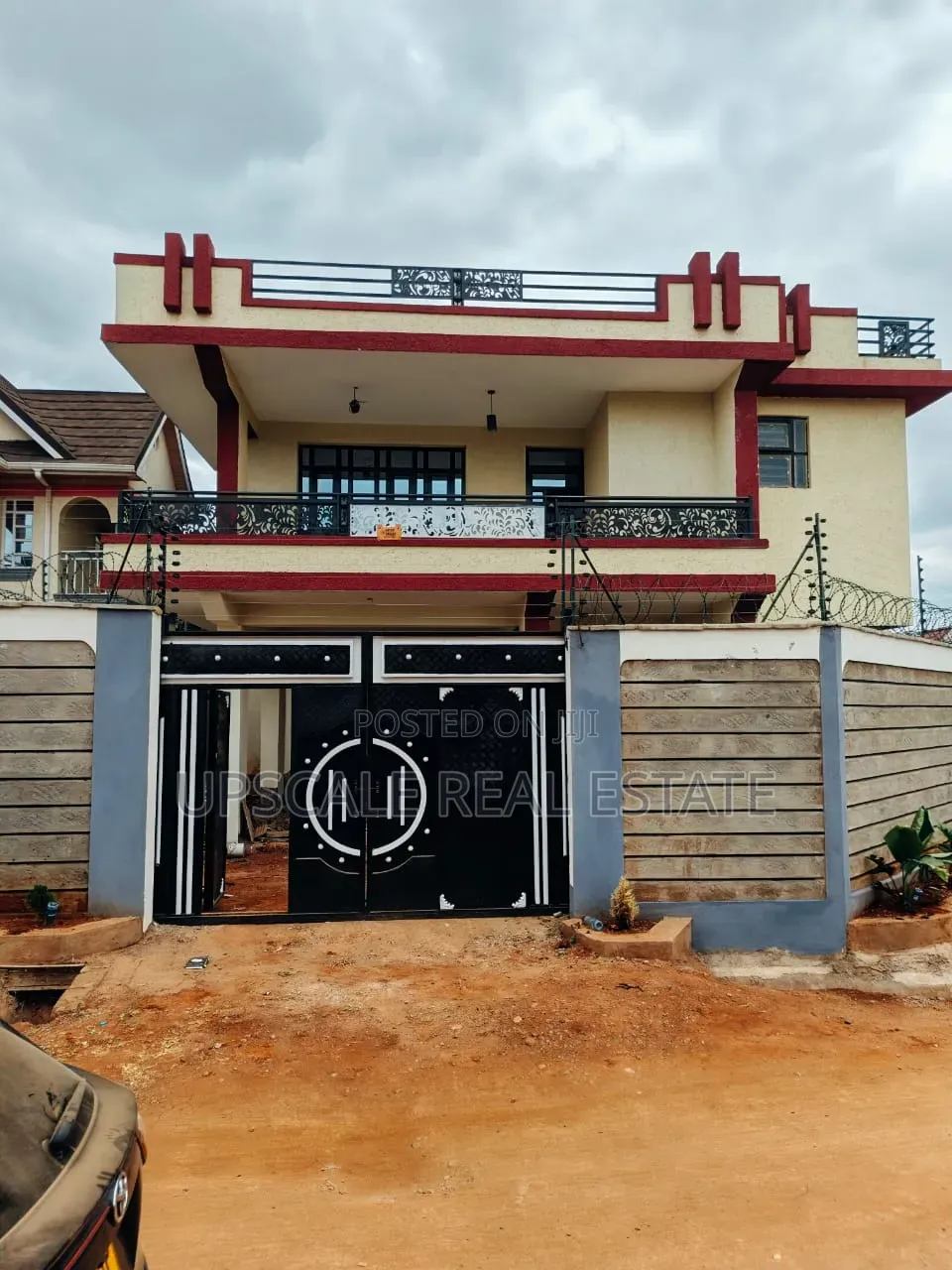 Furnished 4bdrm Maisonette for sale
