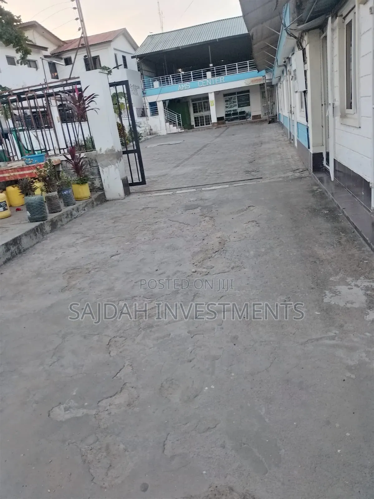 Shop to Let in Nyali