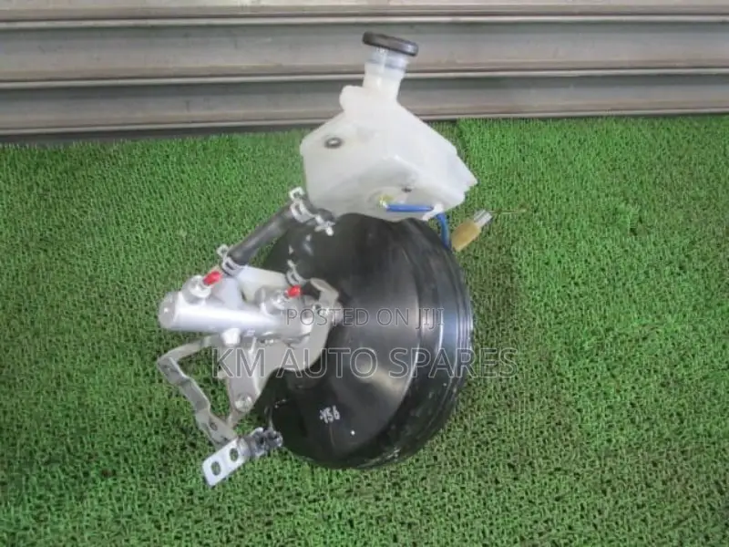 Toyota Toyoace Brake Booster/Master Cylinder
