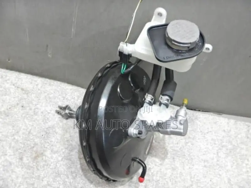 Toyota Pixis Brake Booster/Master Cylinder