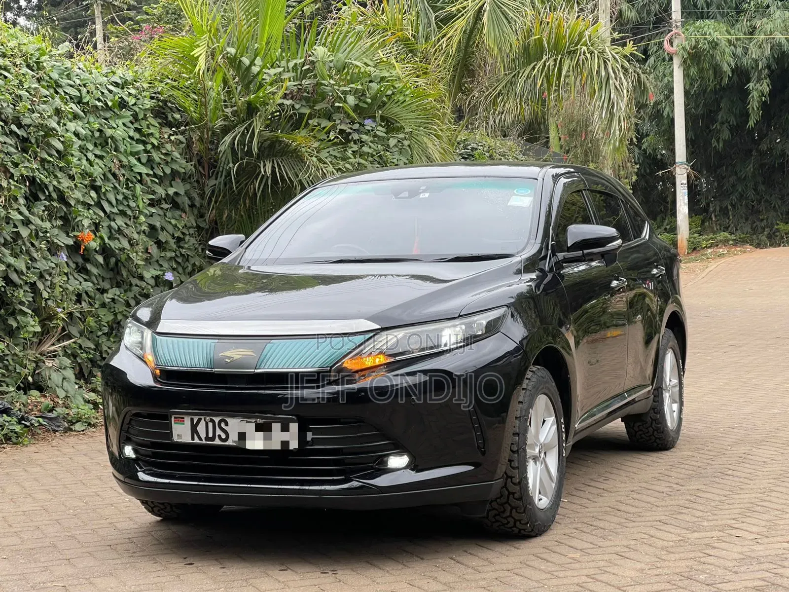 Toyota Harrier 2018 Black