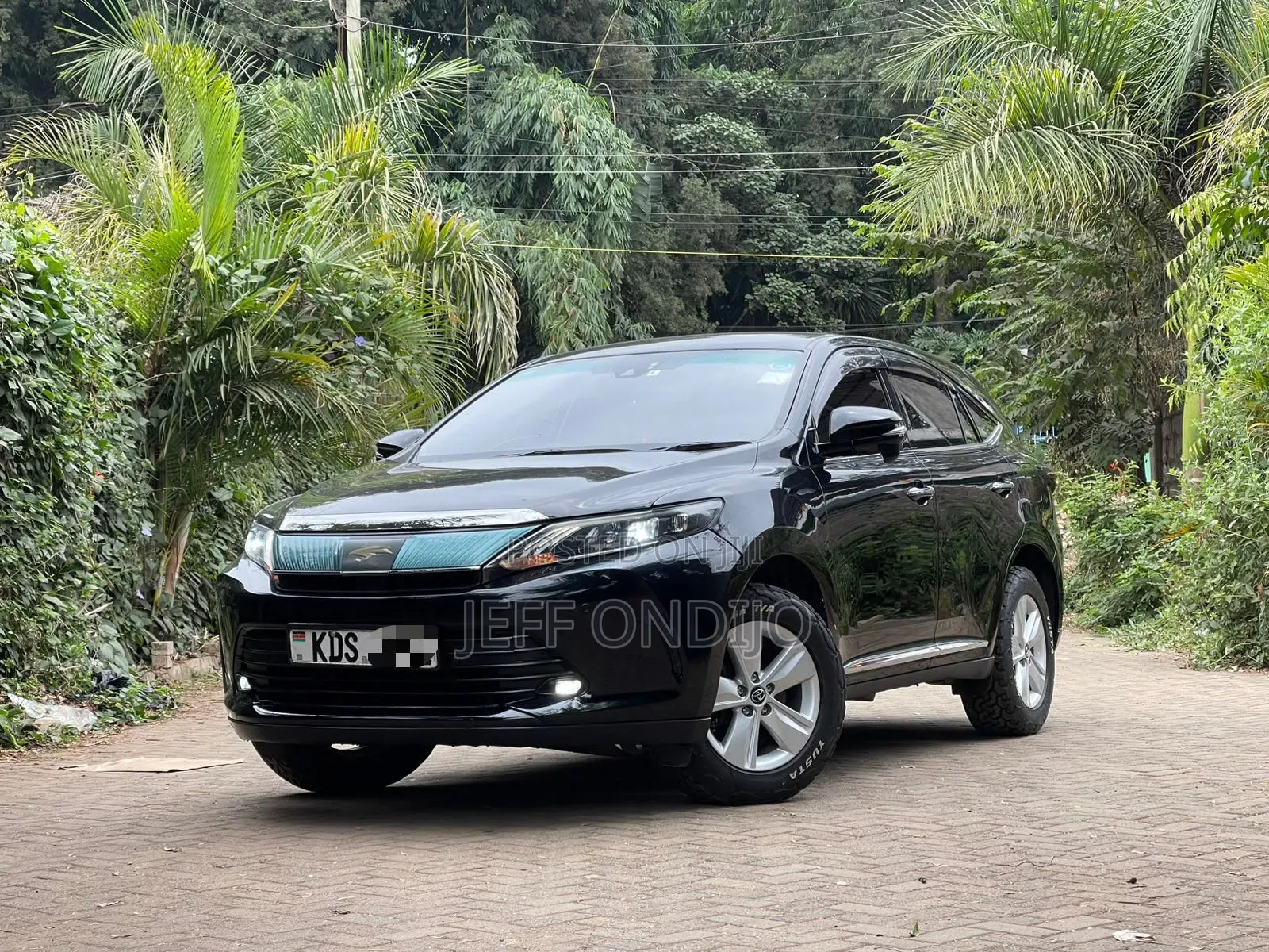 Toyota Harrier 2018 Black