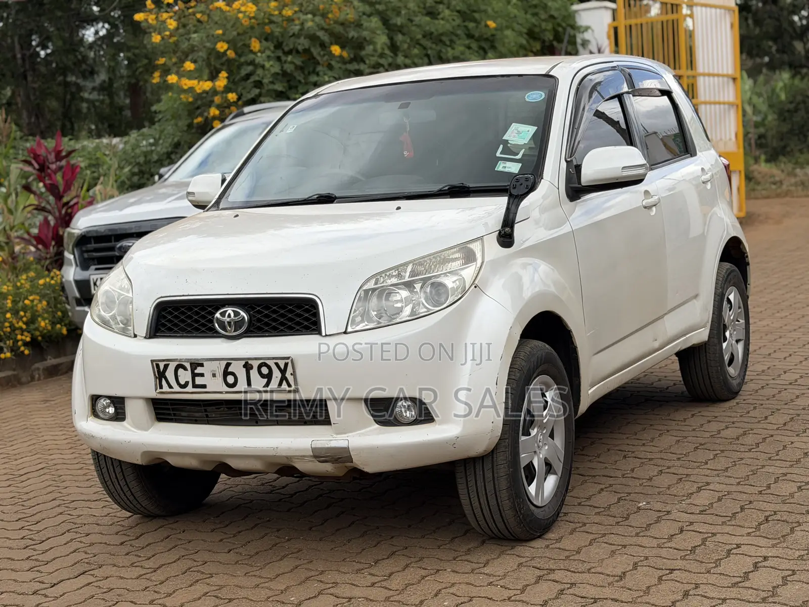 Toyota Rush 2008 White