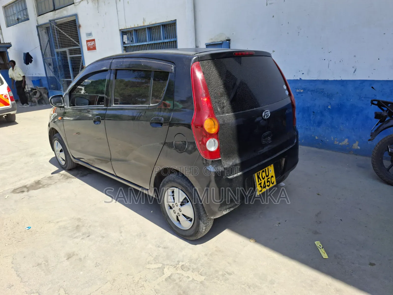 Daihatsu Mira 2013 Black