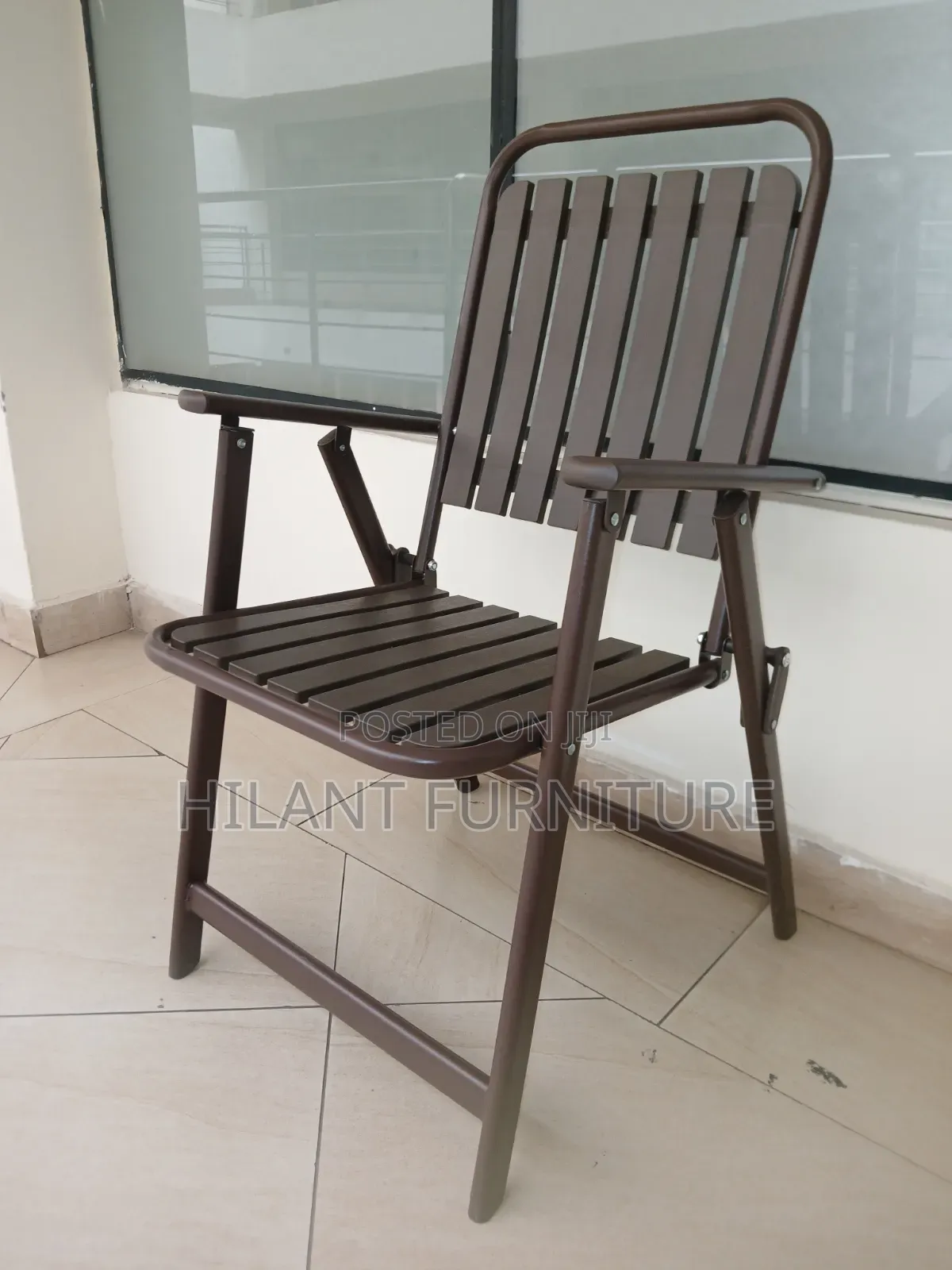 Heavy-Duty Foldable Chair