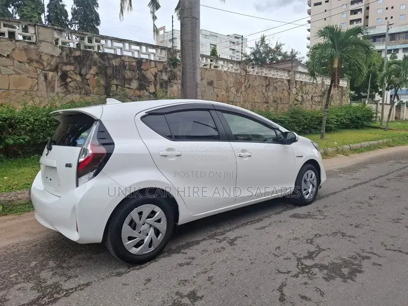 Toyota Aqua 2019 White