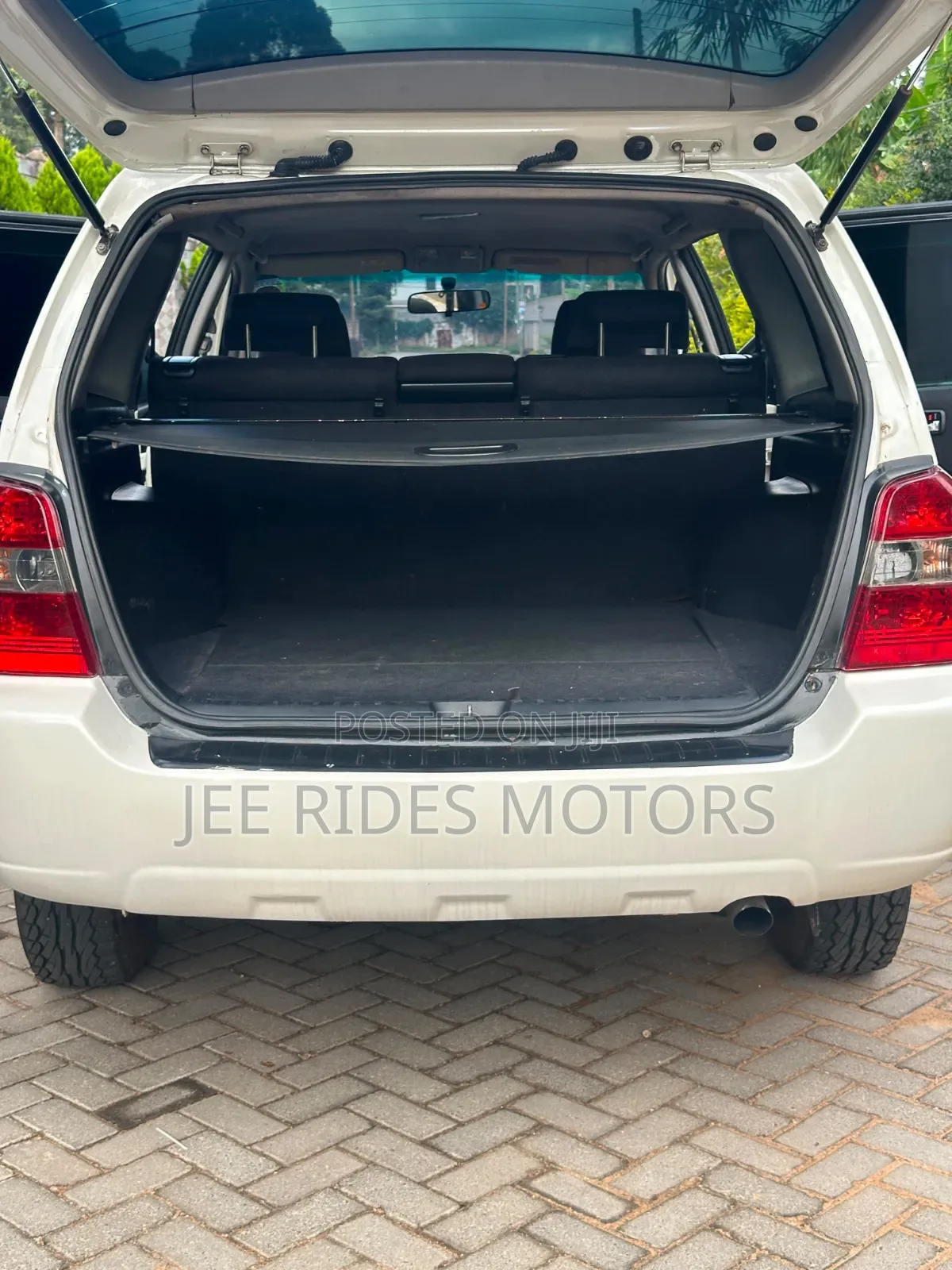 Toyota Kluger 2004 White