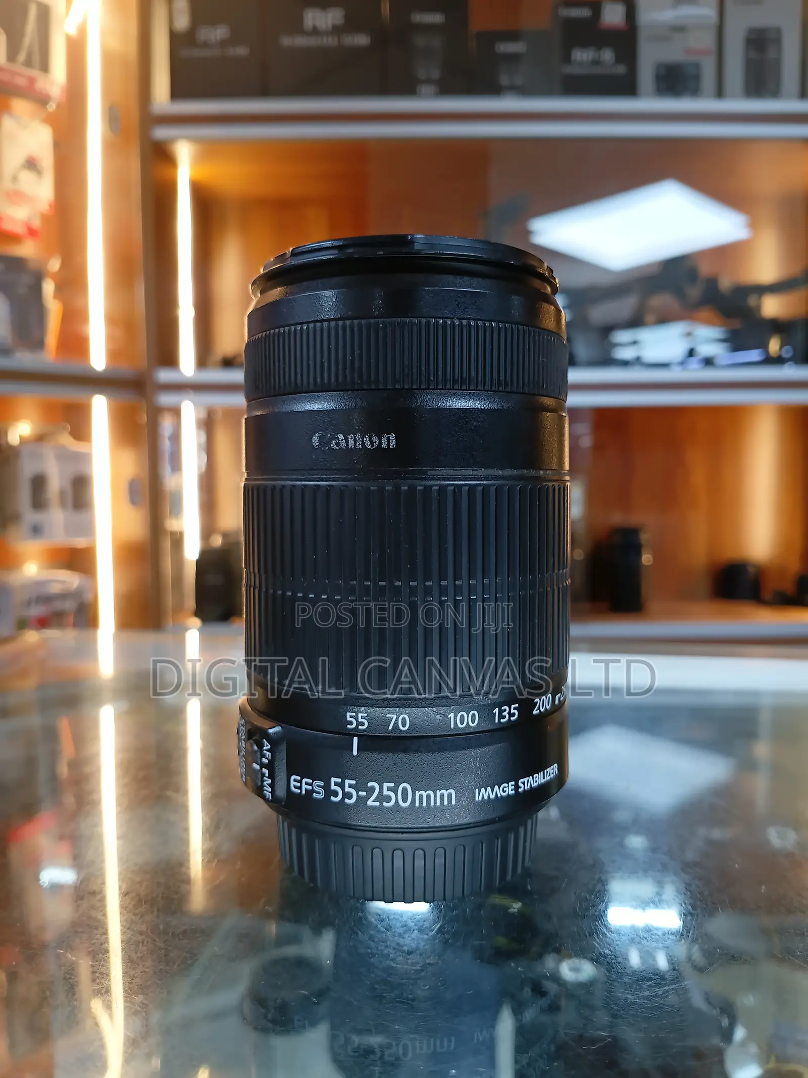 Canon Ef-S 55-250mm F/4-5.6