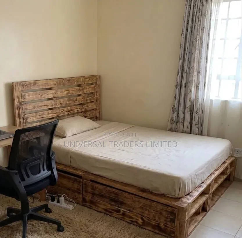 Timeless Modern 5×6 Pallet Bed Frame 