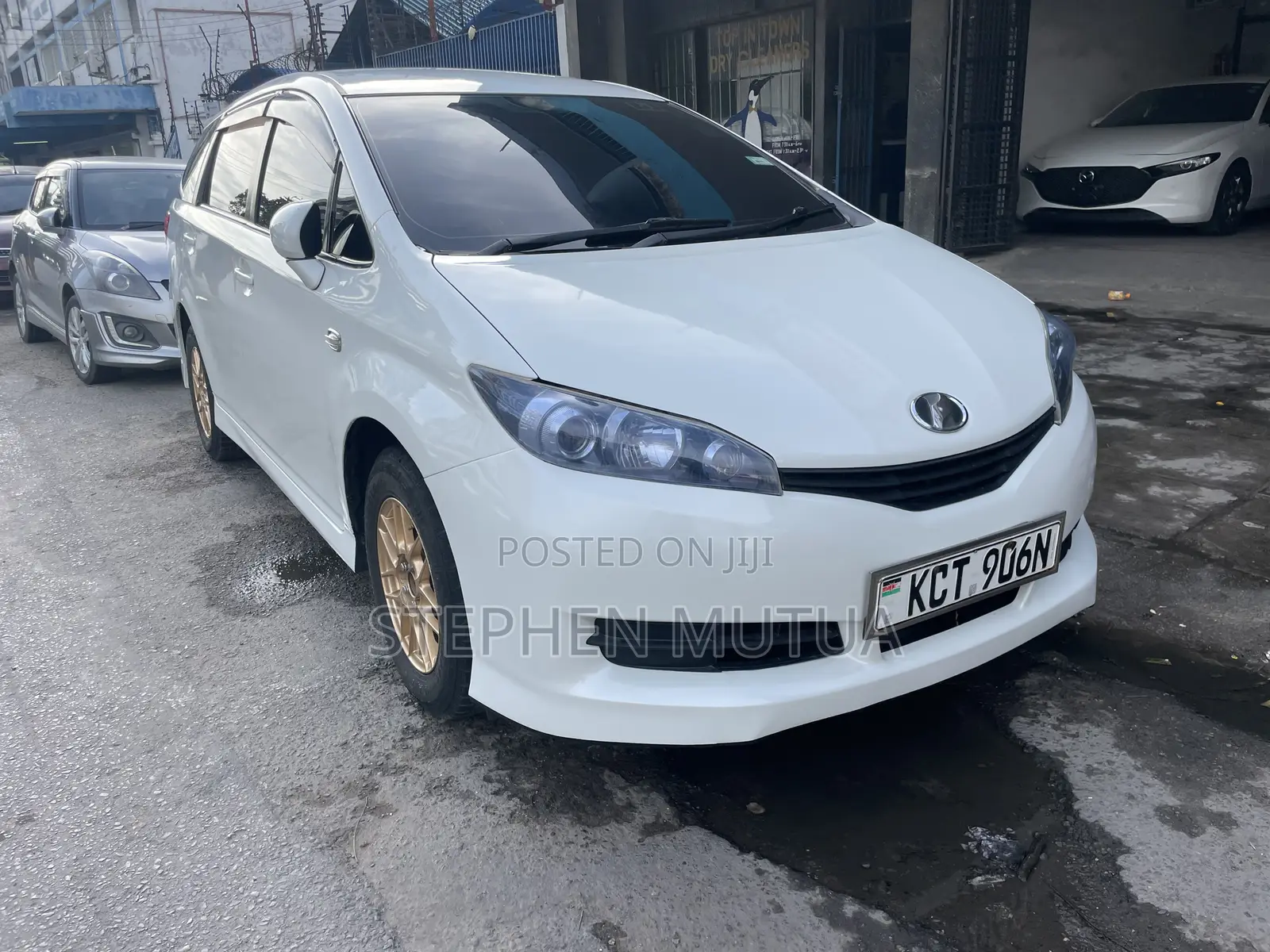 Toyota Wish 2012 White