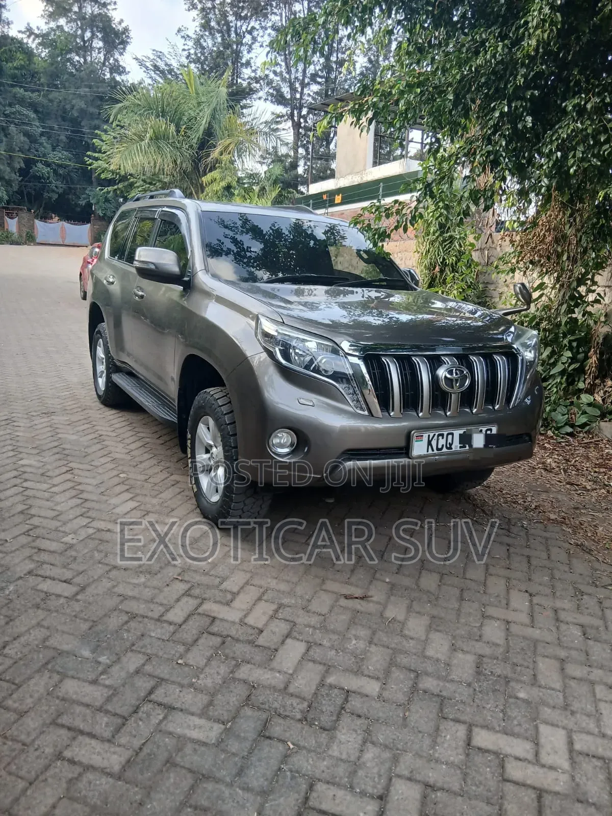 Toyota Land Cruiser 2015 Gray